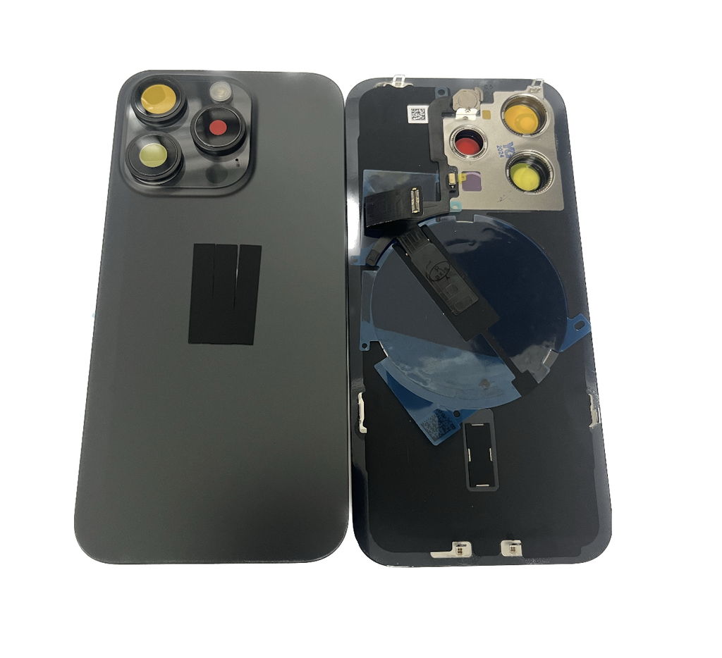 Capa traseira iPhone 15 Pro + carregamento sem fio preta